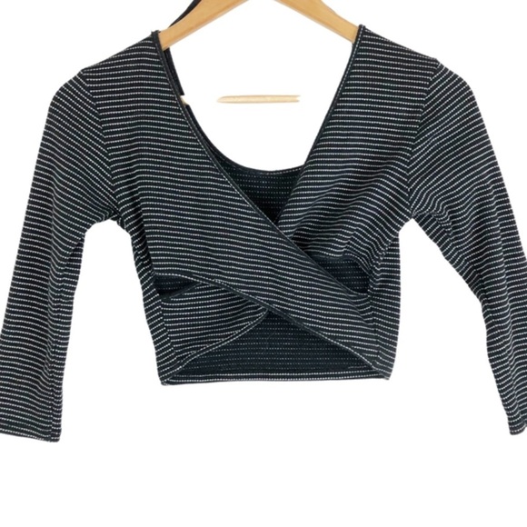 Black White Stripe Cropped Wrap Long Sleeve Womens Cut Out Top - Picture 13 of 16